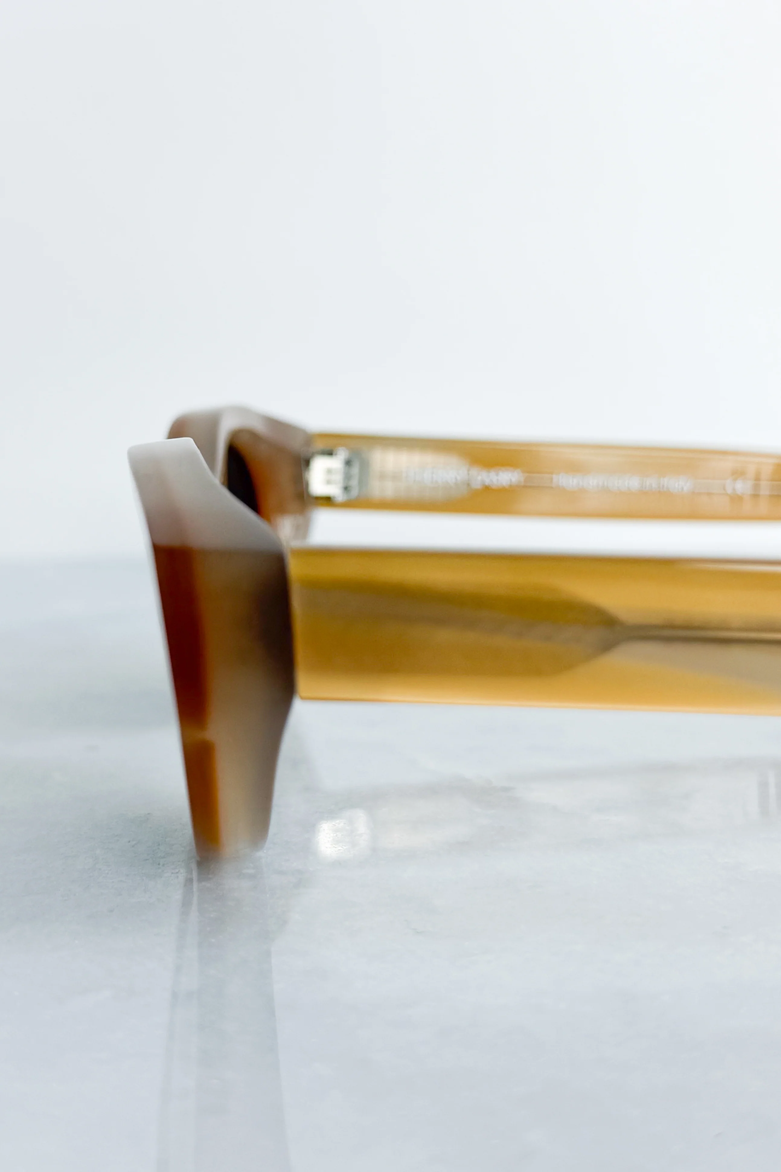Acidity Yellow Horn Sunglasses - Image 12