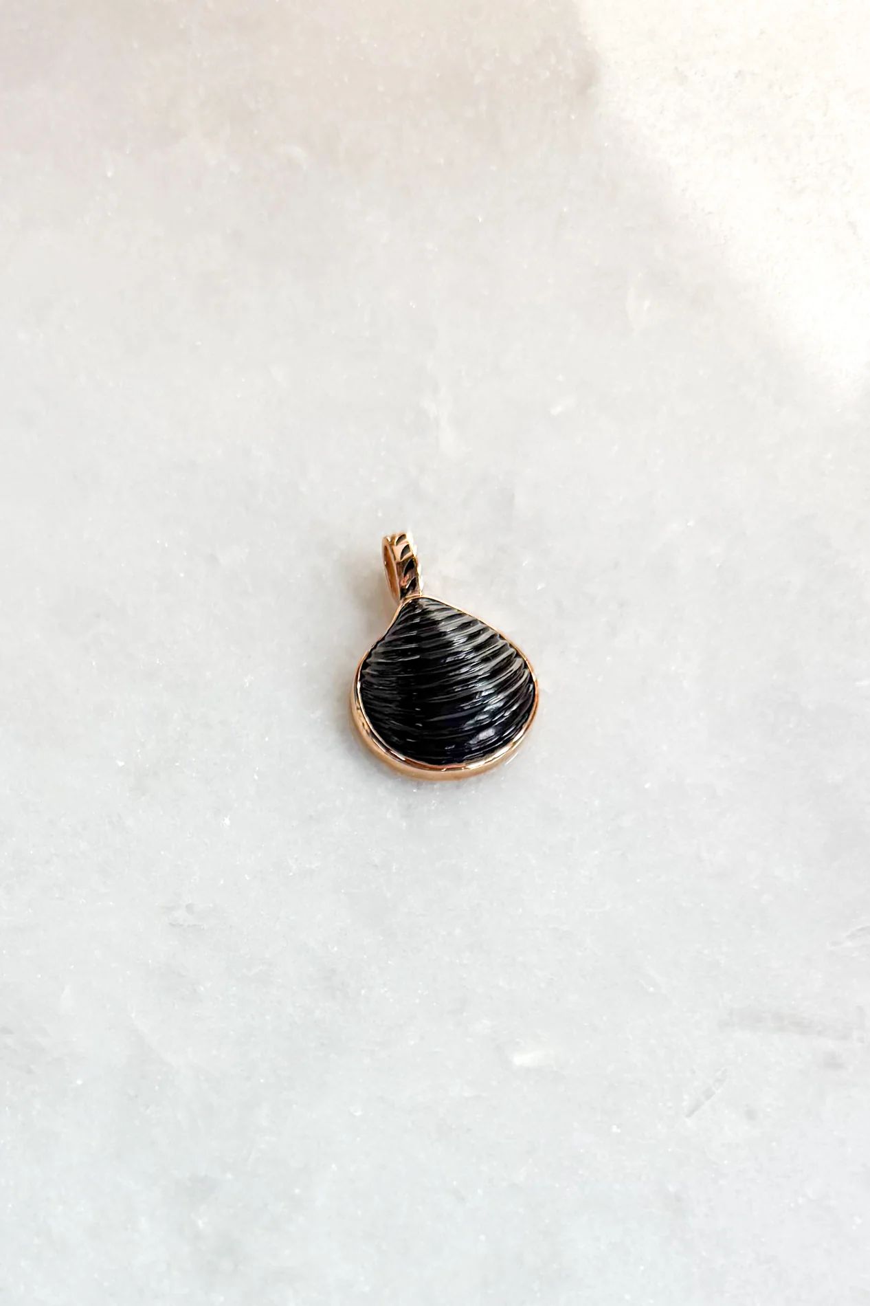 Petite Venus Onyx Charm - Image 7